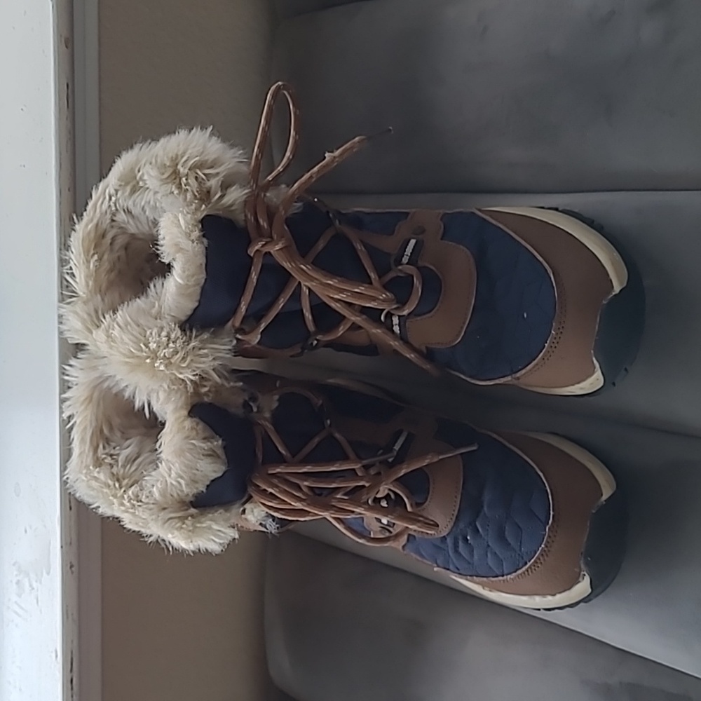 Bearpaw Cozy snow boots, youth 5